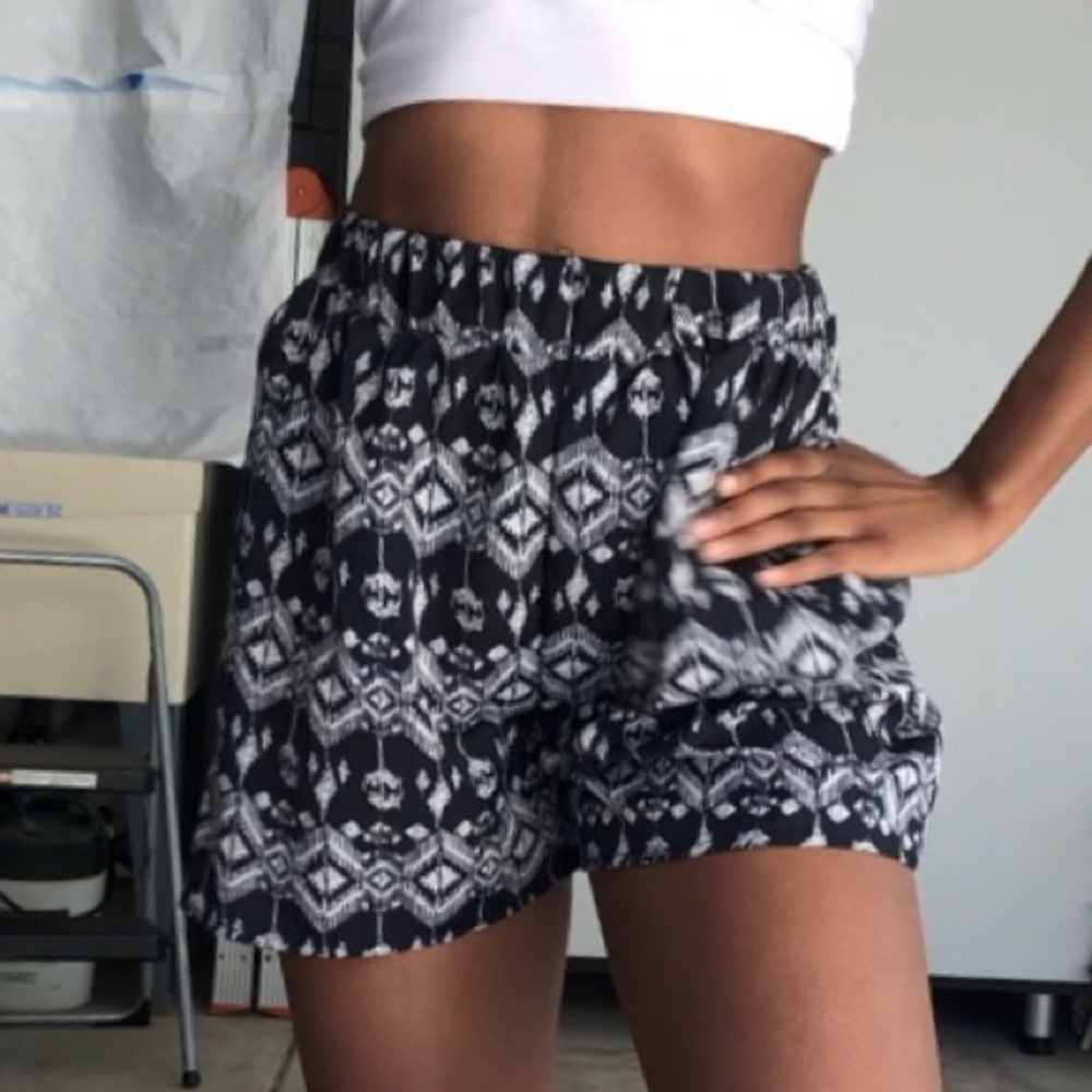 Love Culture shorts 💋SALE Bundle ‘n Save